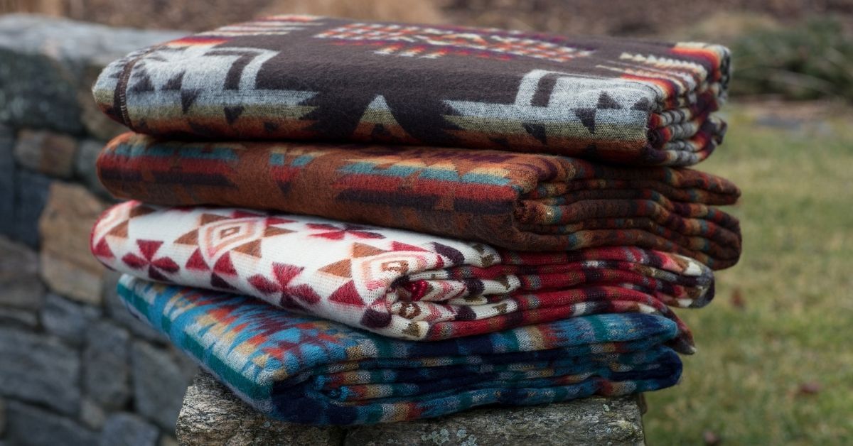 Environmentally Conscious Ultra-Soft Blankets Made form Recycled Content | Ecuadane
