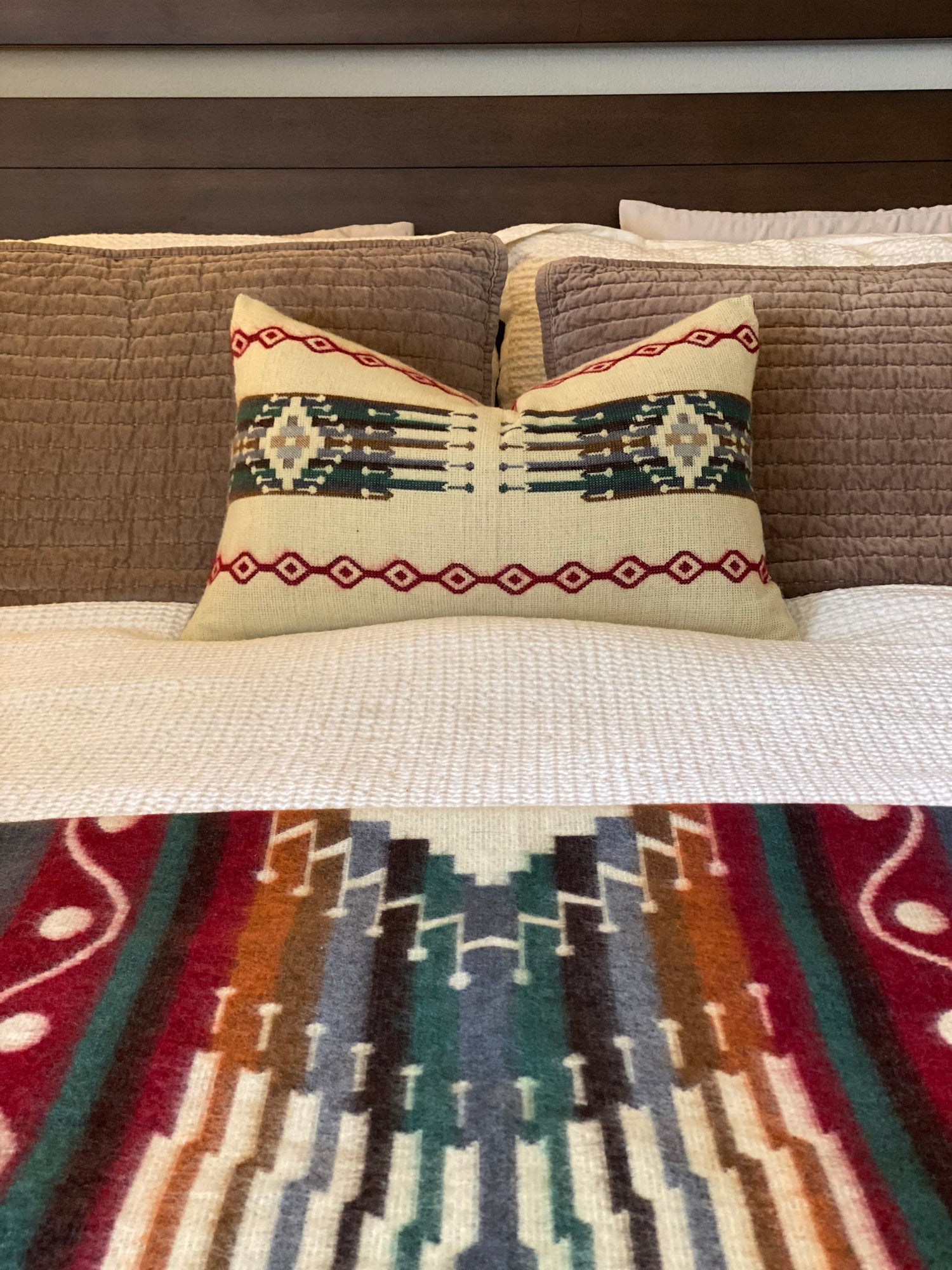 Artisan-Made Lumbar Sumaco Wave Pillowcase with Southwestern Design