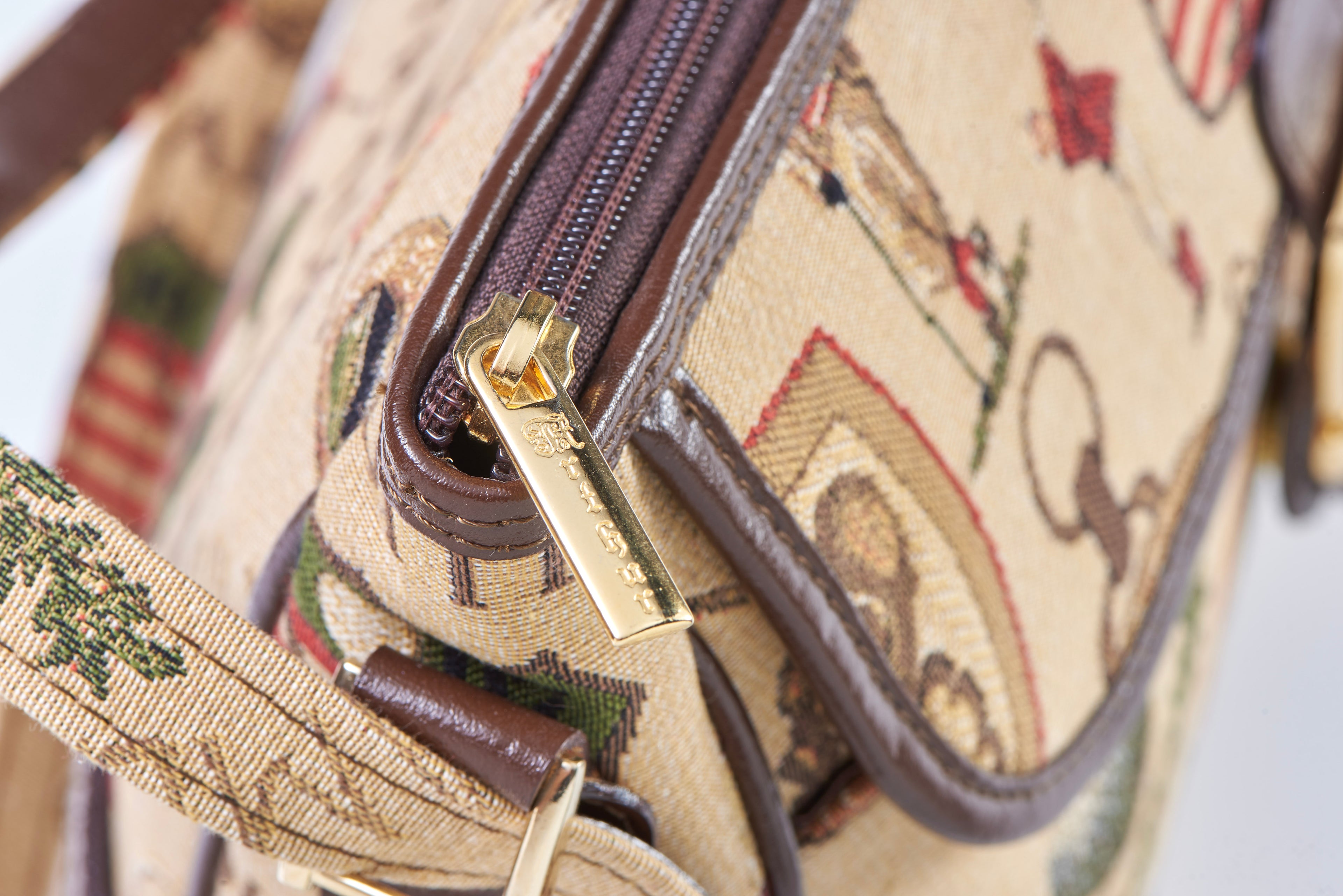 Ecuadane Golf Purse