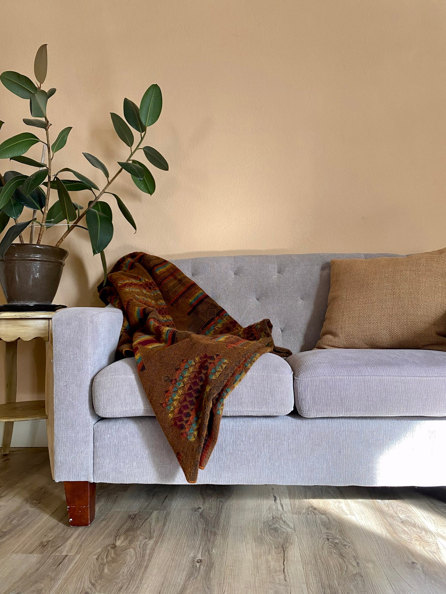 Artisan-Made Queen-Sized Blanket - Andes Mountain
