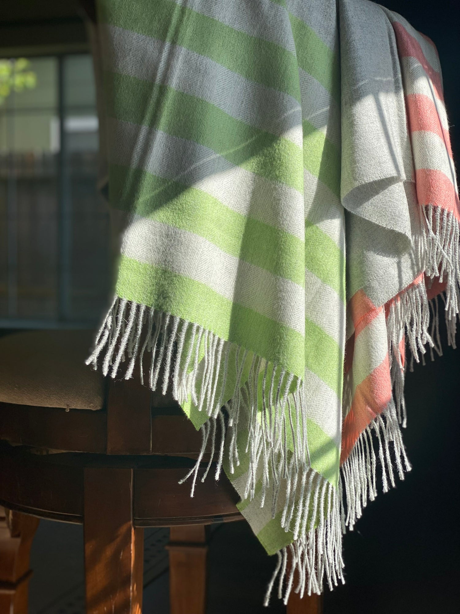 Alpaca Wool Blanket Made in Peru - Alpamayo Blanca