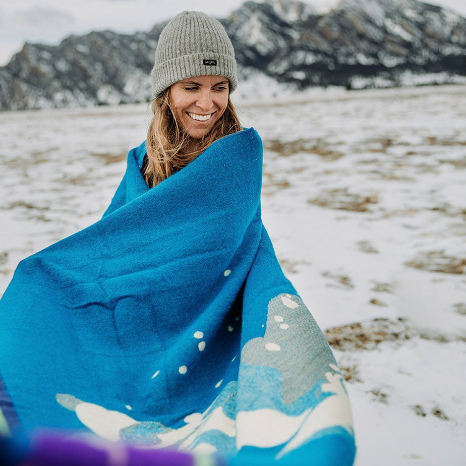 Browse Our Winter Blanket Collection – Ecuadane